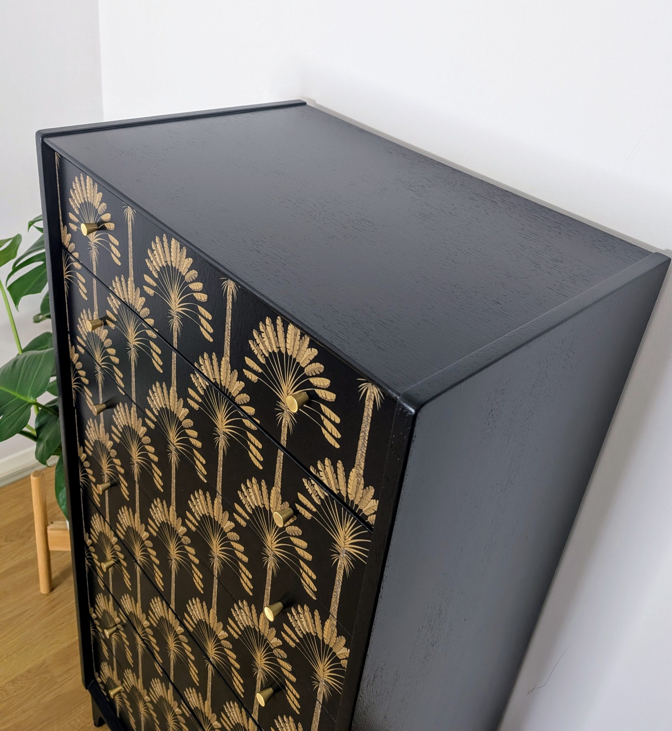 G plan chest of drawers in black - Image 2