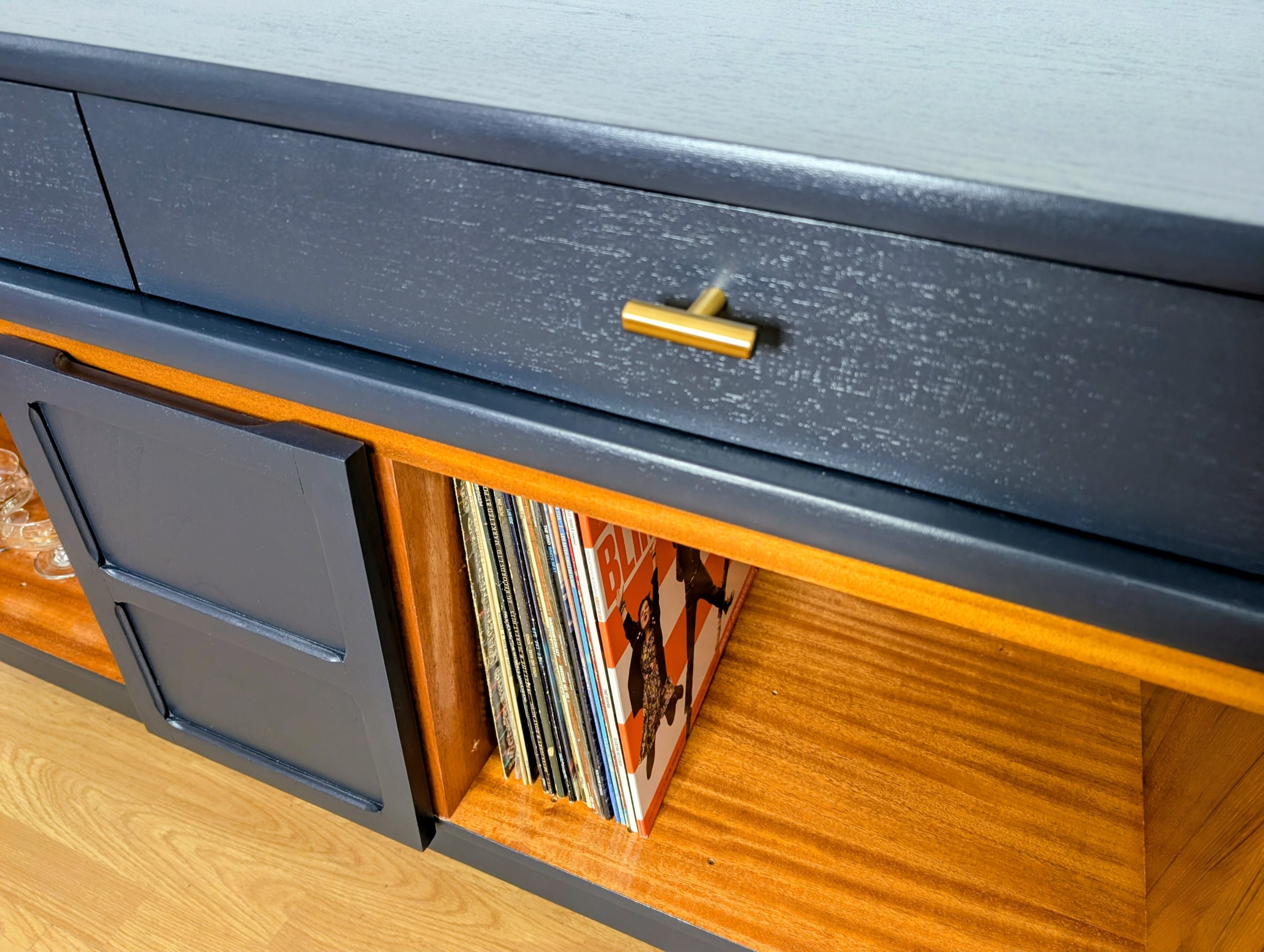 Nathan -Media unit/drinks cabinet - Image 5