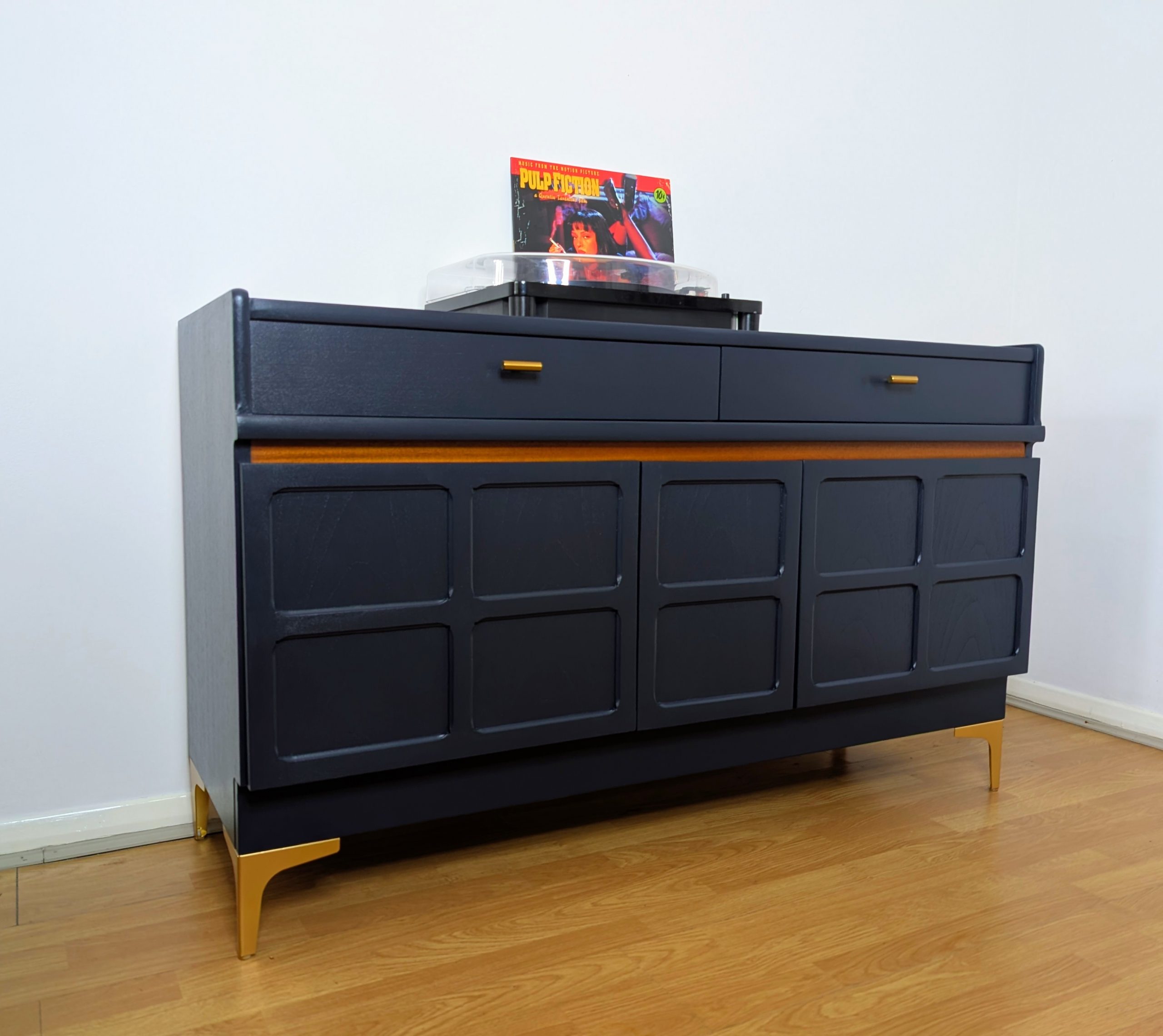 Nathan -Media unit/drinks cabinet - Image 14